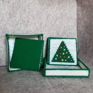 Vintage yarn coaster set Christmas trees with holder (6)